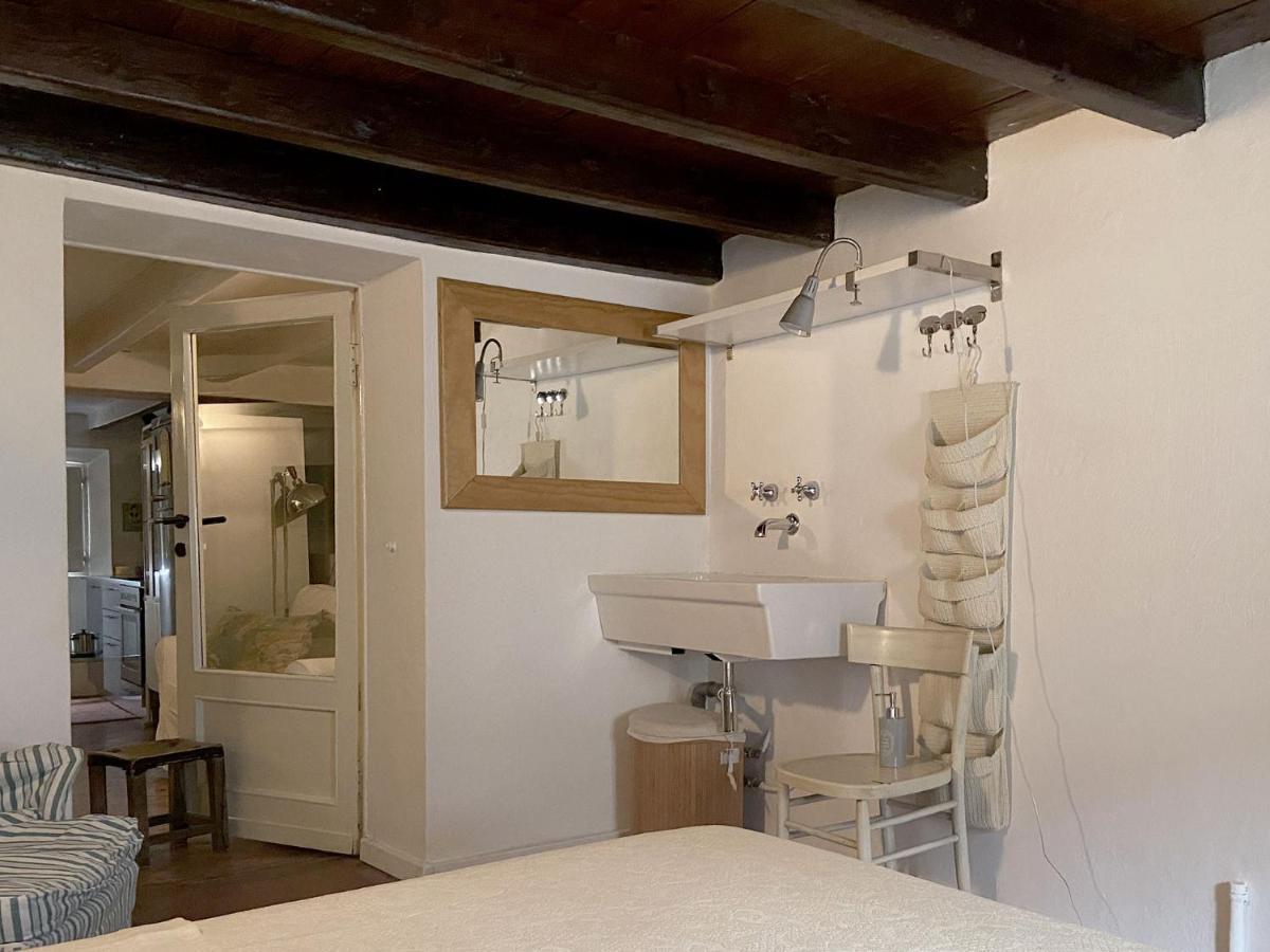 Fascinating Central Hideaway In A Physicist'S Home 코모 외부 사진