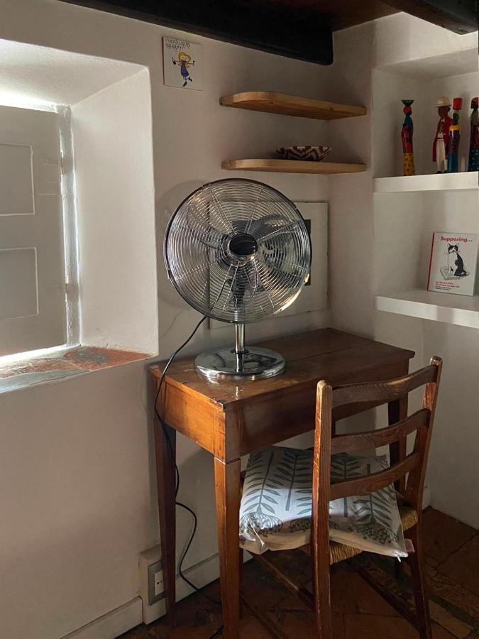 Fascinating Central Hideaway In A Physicist'S Home 코모 외부 사진