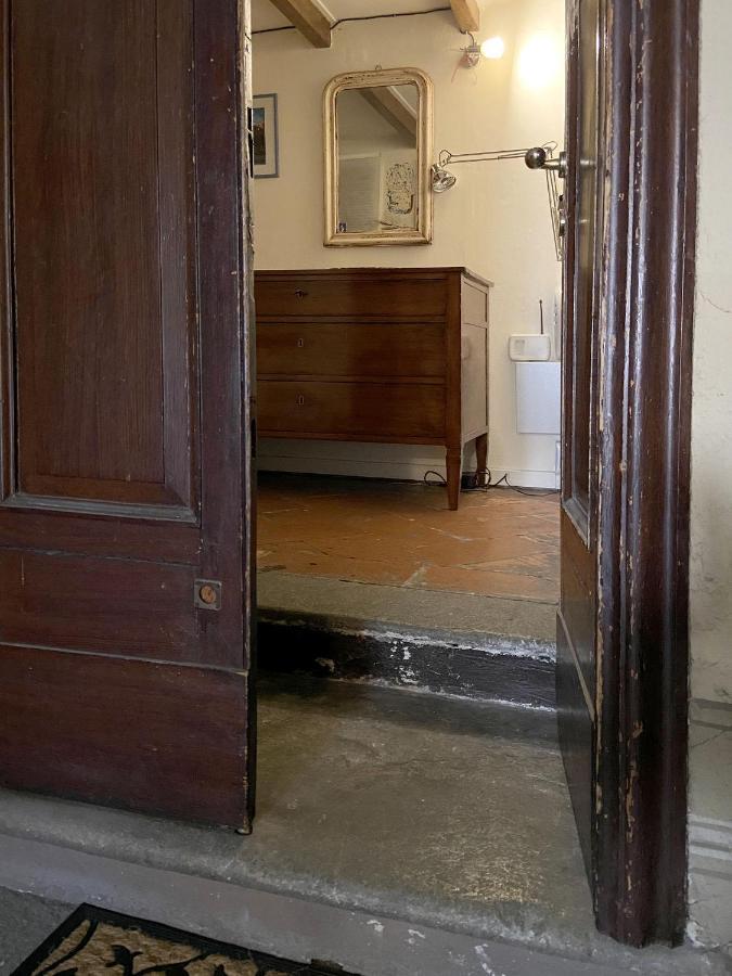Fascinating Central Hideaway In A Physicist'S Home 코모 외부 사진