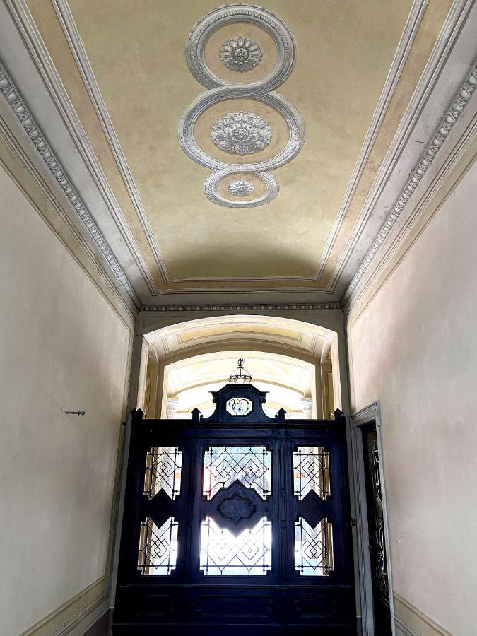 Fascinating Central Hideaway In A Physicist'S Home 코모 외부 사진