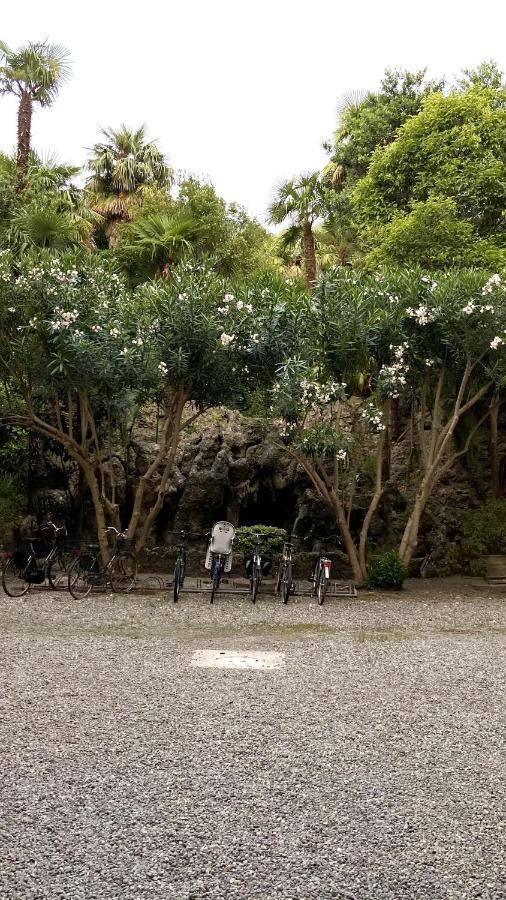 Fascinating Central Hideaway In A Physicist'S Home 코모 외부 사진